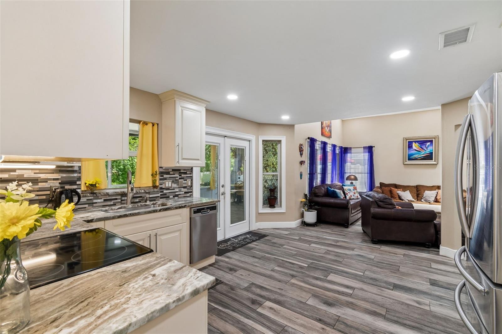 Image 38 of 49 For 9803 Long Meadow Drive