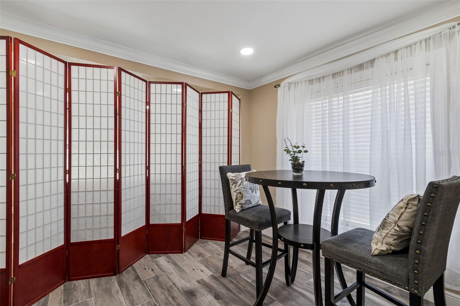 Image 7 of 49 For 9803 Long Meadow Drive