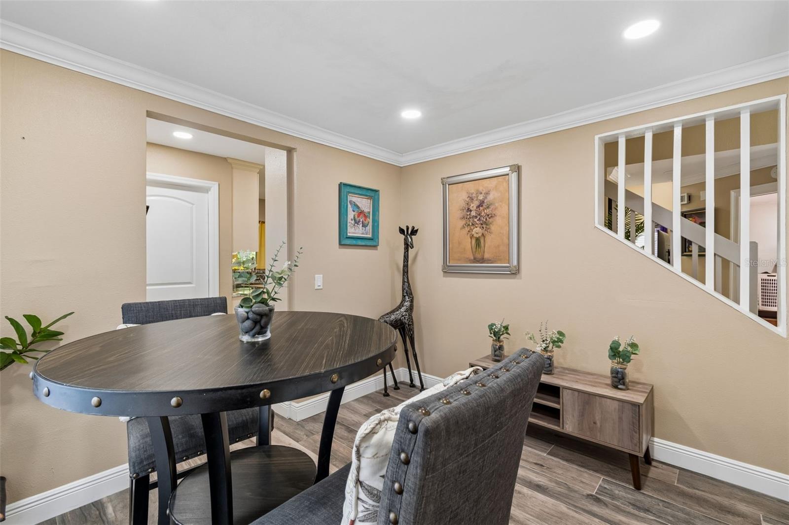 Image 8 of 49 For 9803 Long Meadow Drive