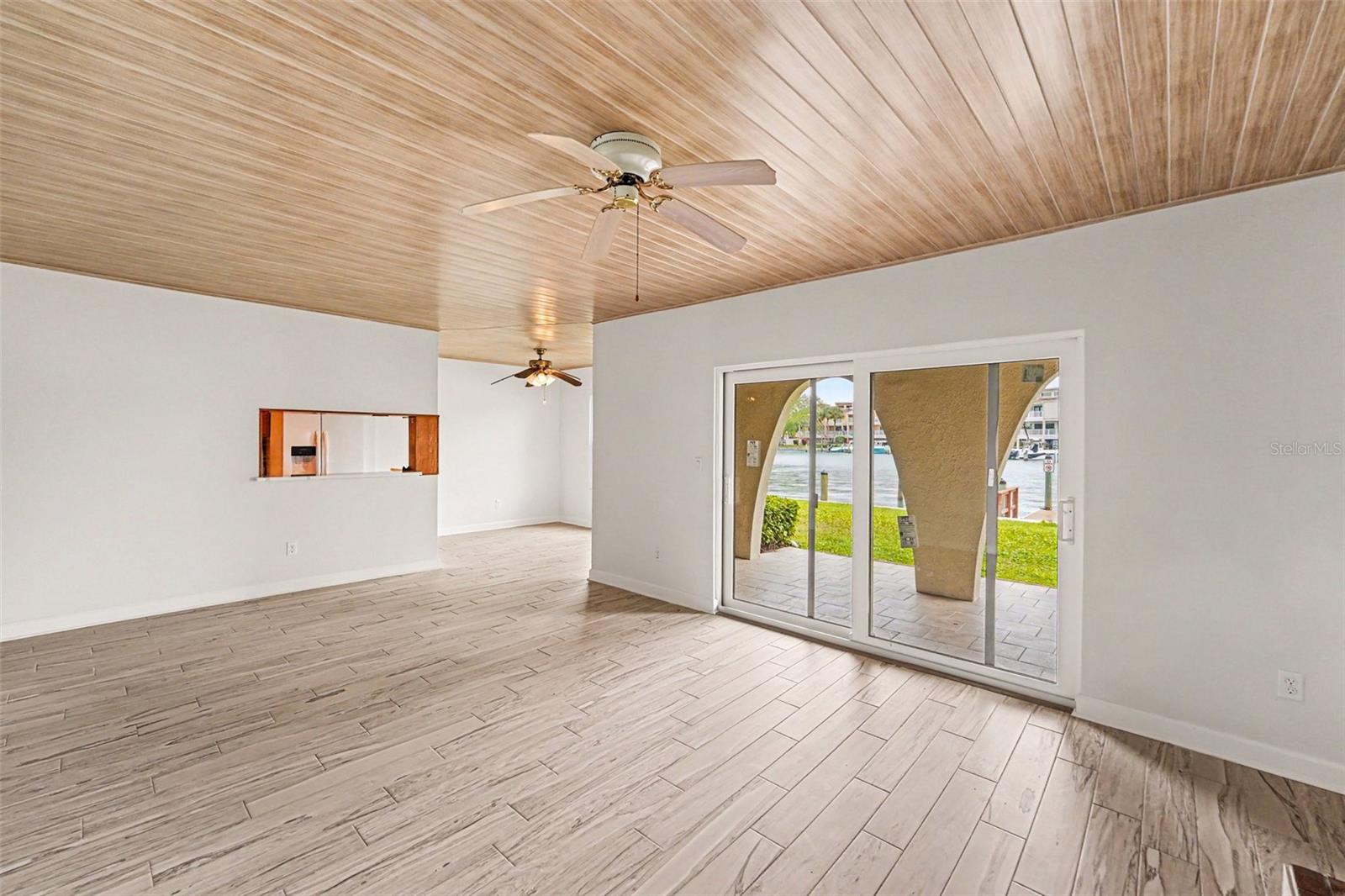 Image 2 of 18 For 546 Plaza Seville Court 85