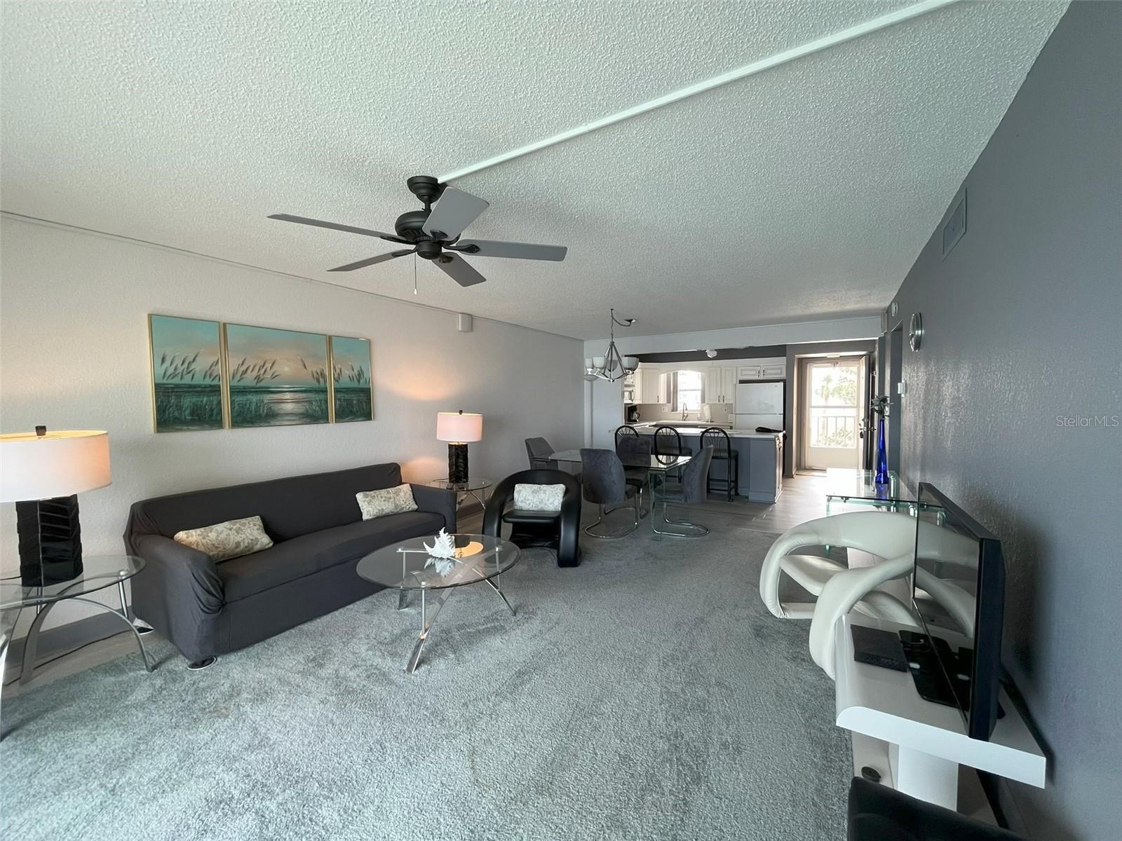 Image 13 of 31 For 7910 Sun Island Drive S 302