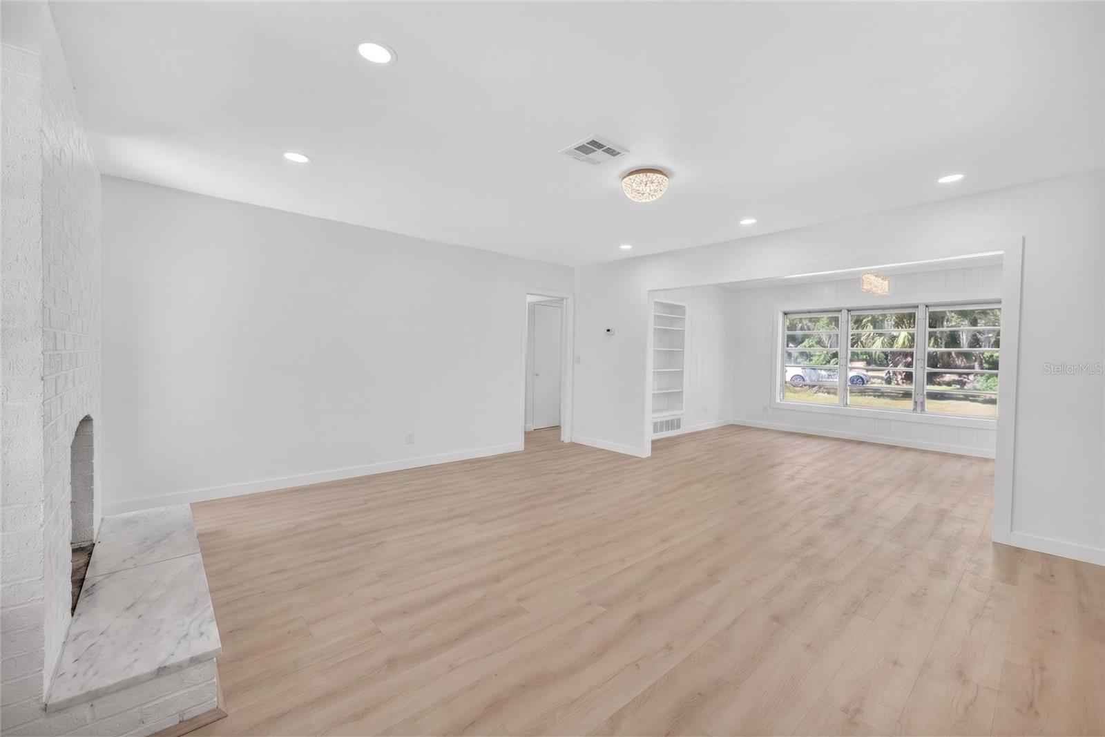 Image 2 of 48 For 4725 Tuttle Avenue