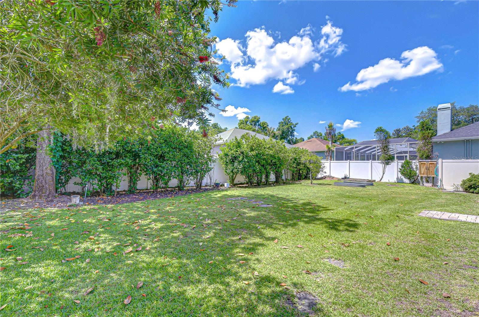 Image 36 of 43 For 2228 Valrico Forest Drive