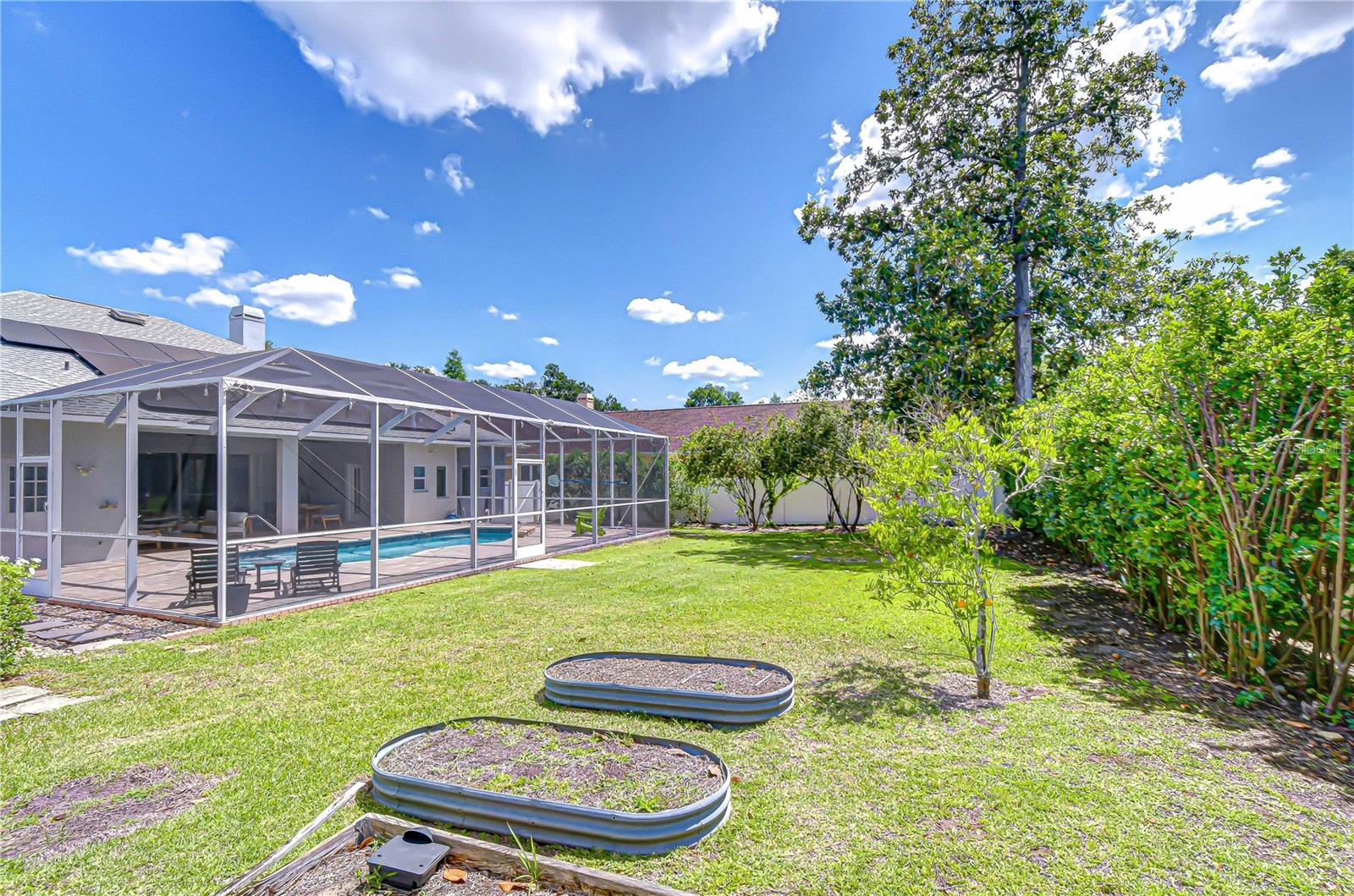 Image 38 of 43 For 2228 Valrico Forest Drive