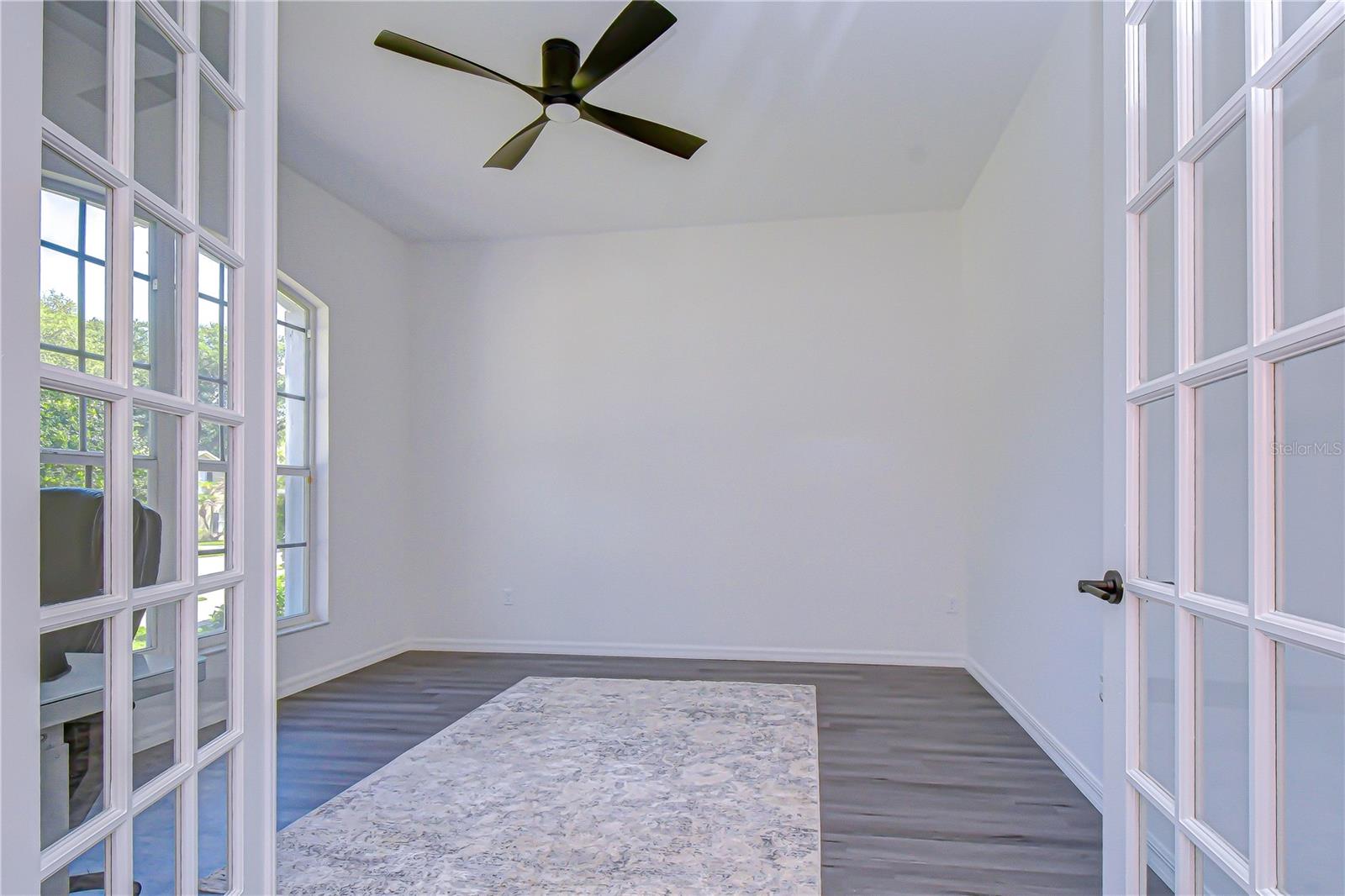 Image 6 of 43 For 2228 Valrico Forest Drive