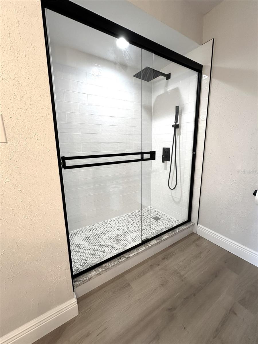 Image 25 of 36 For 126 1st Street E 209