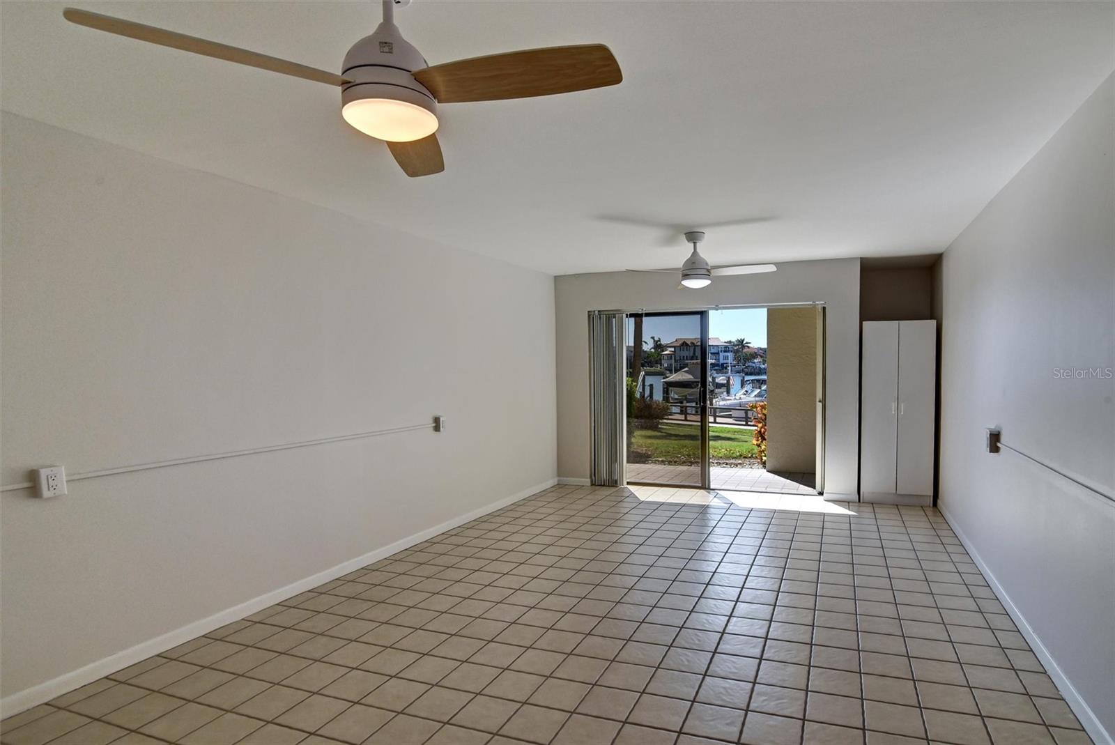 Image 32 of 36 For 126 1st Street E 209