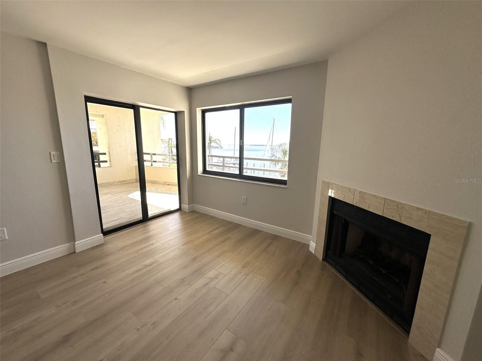 Image 9 of 36 For 126 1st Street E 209