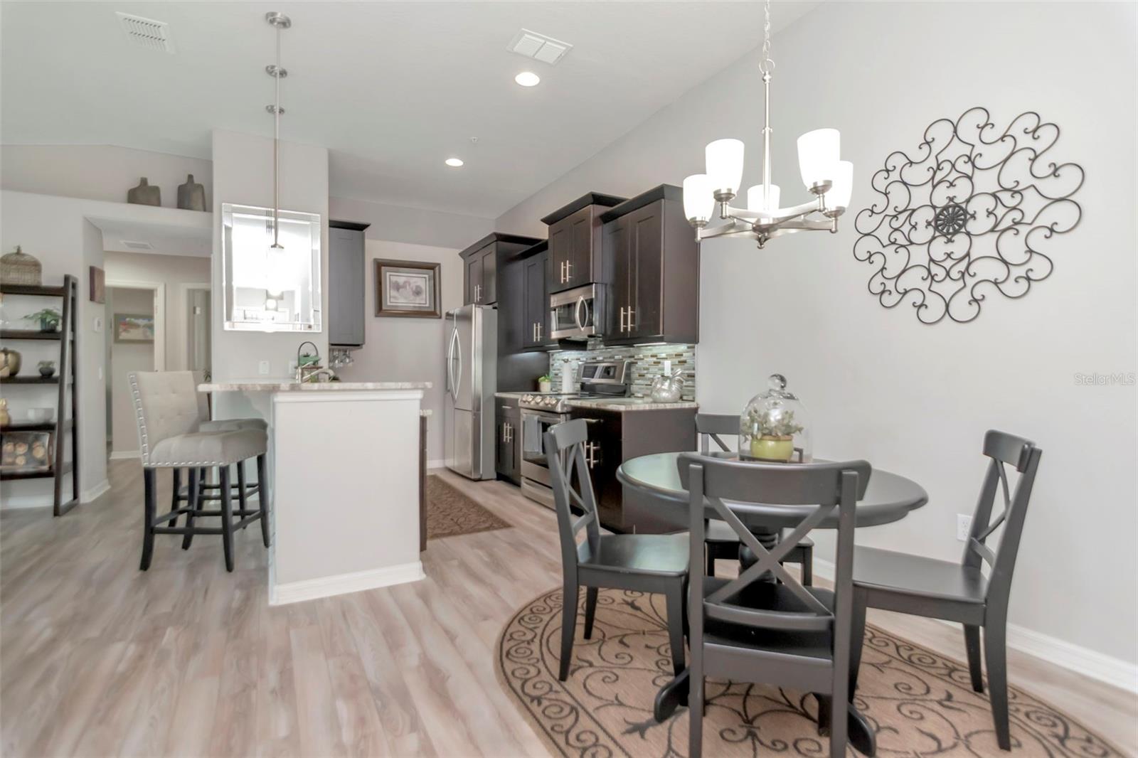 Image 10 of 83 For 6395 Banyan Boulevard 303