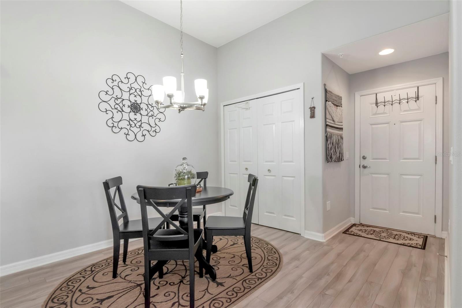 Image 18 of 83 For 6395 Banyan Boulevard 303