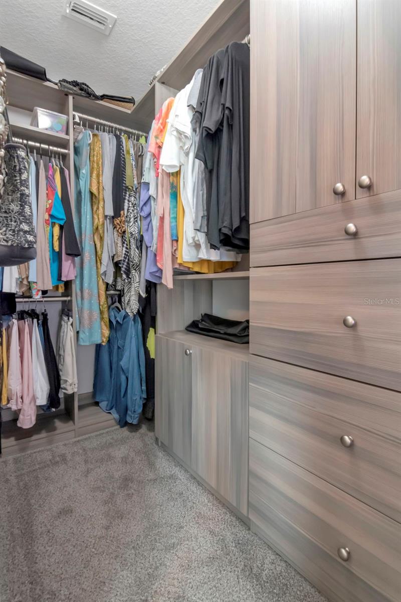 Image 23 of 83 For 6395 Banyan Boulevard 303