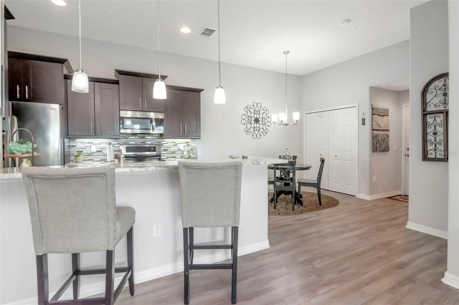 Image 27 of 83 For 6395 Banyan Boulevard 303