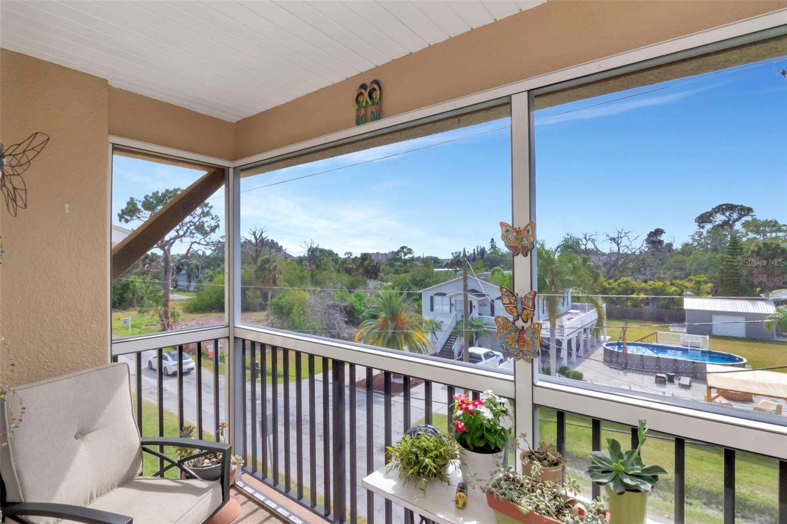 Image 38 of 83 For 6395 Banyan Boulevard 303