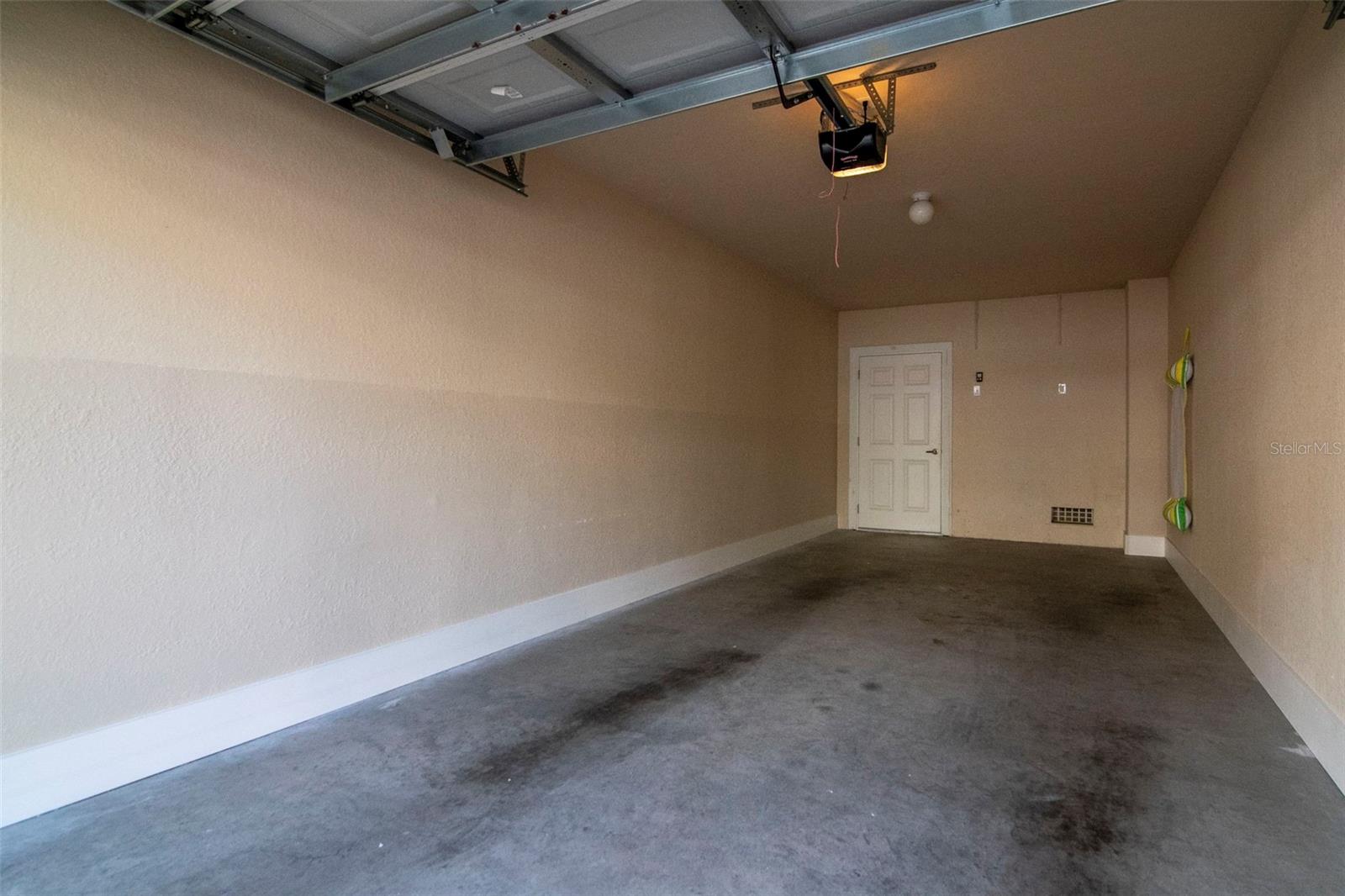 Image 46 of 83 For 6395 Banyan Boulevard 303