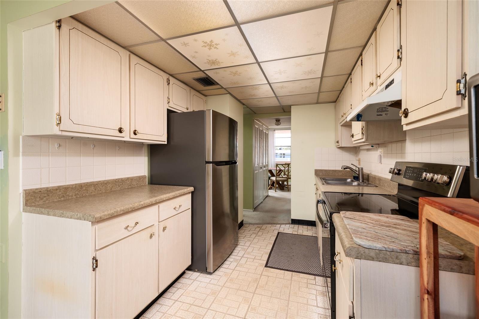 Image 10 of 31 For 4915 Bay Street Ne 331
