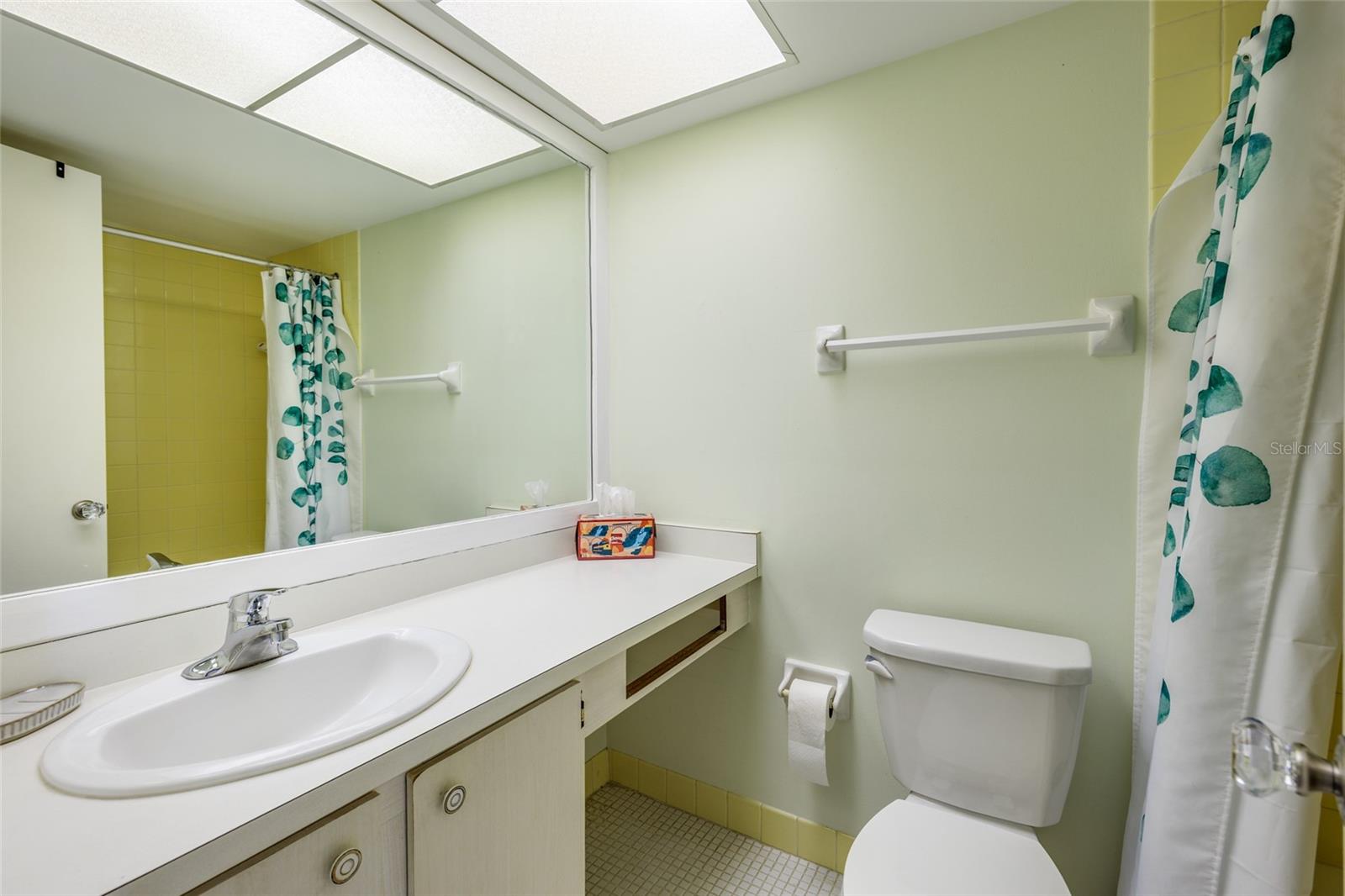 Image 14 of 31 For 4915 Bay Street Ne 331