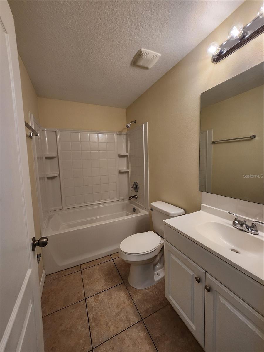 Image 17 of 25 For 10932 Keys Gate Drive