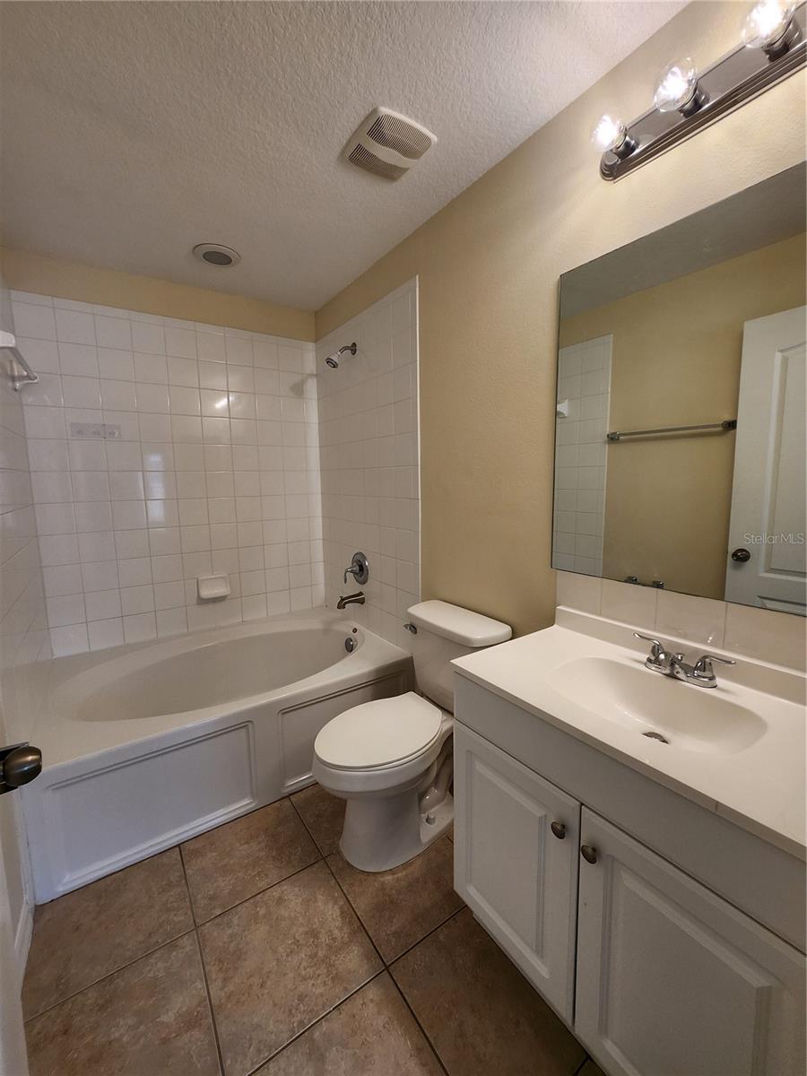 Image 25 of 25 For 10932 Keys Gate Drive