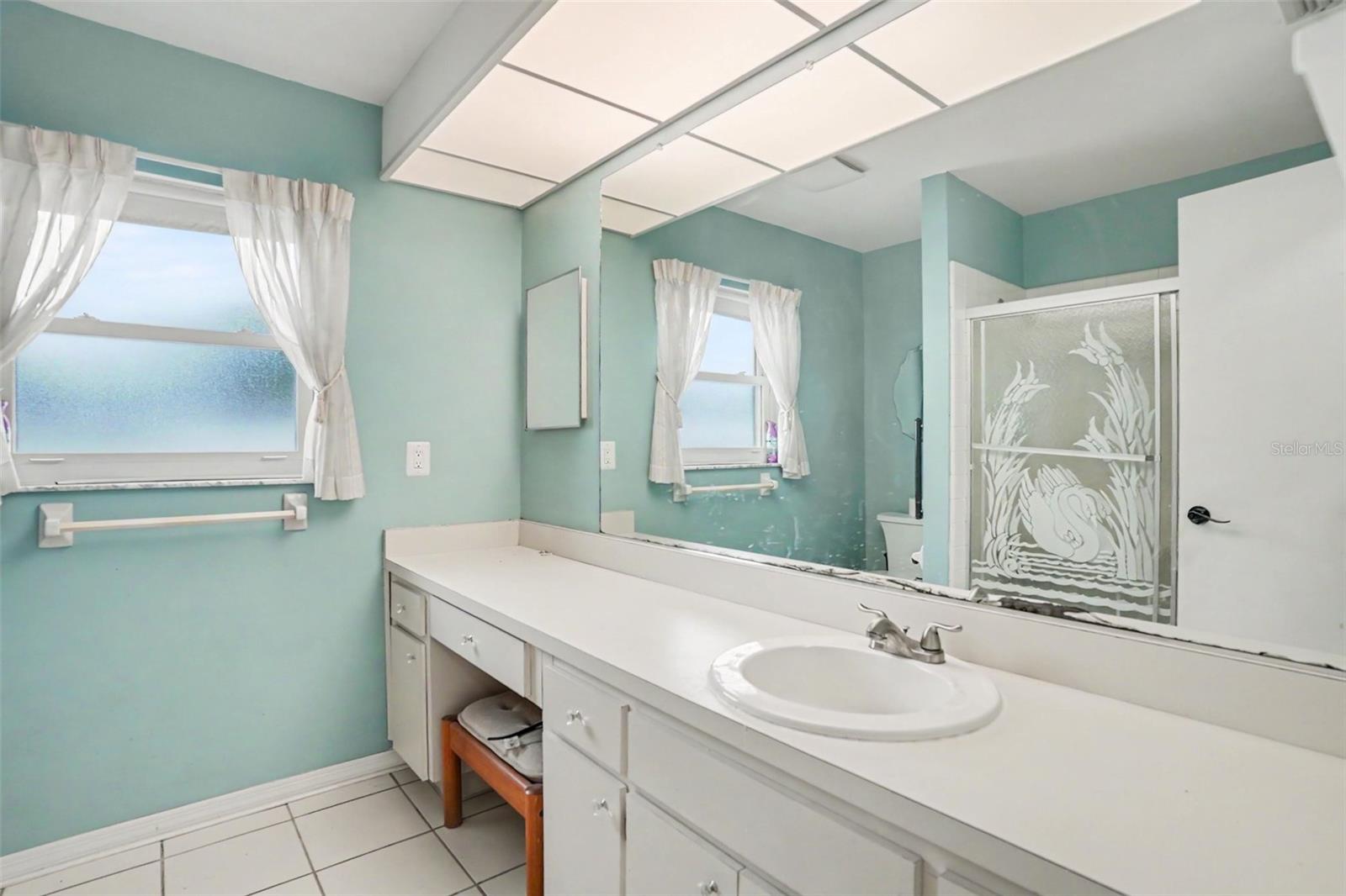 Image 9 of 14 For 1703 New Bedford Drive