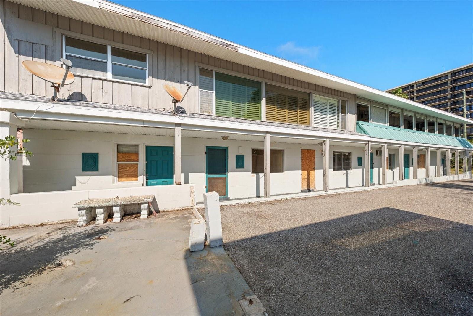 Listing photo id 60 for 40 77th Avenue
