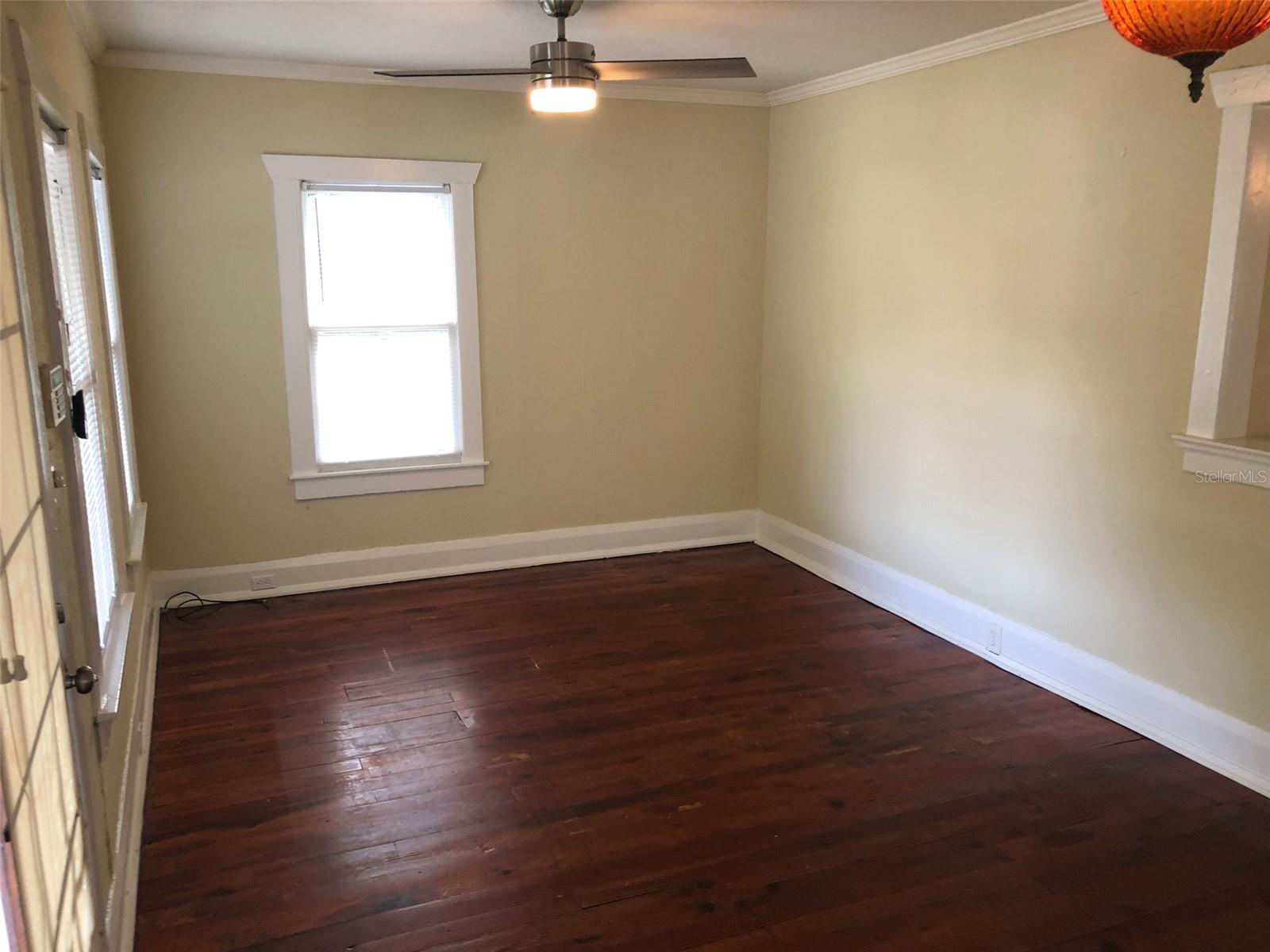 Image 4 of 25 For 310 Genesee Street