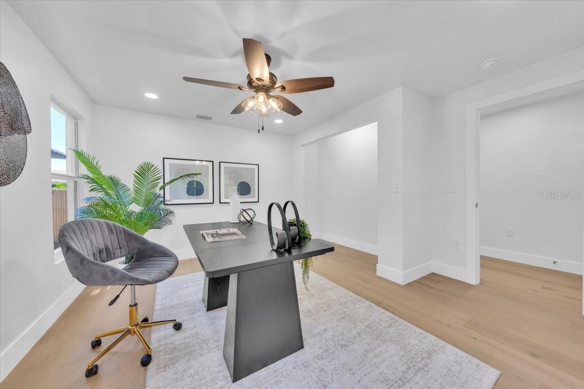 Image 10 of 65 For 1110 12th Street N