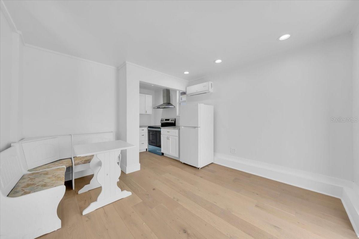 Image 54 of 65 For 1110 12th Street N