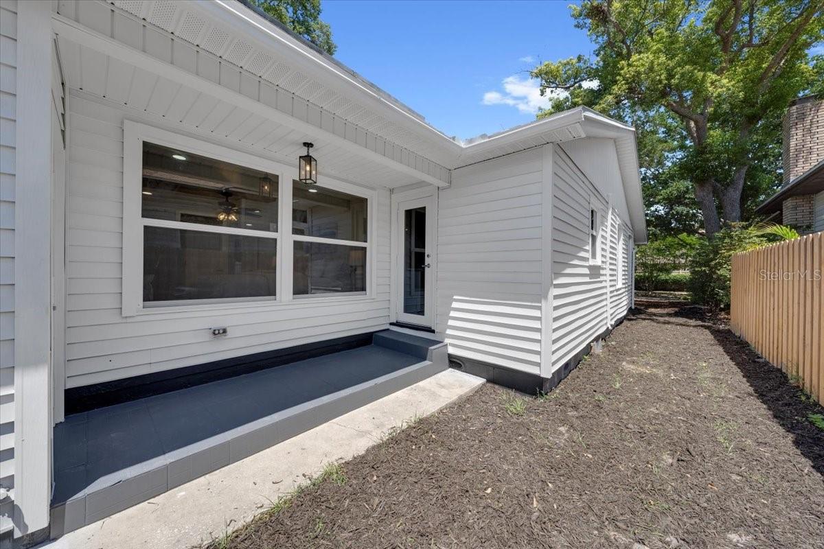 Image 61 of 65 For 1110 12th Street N
