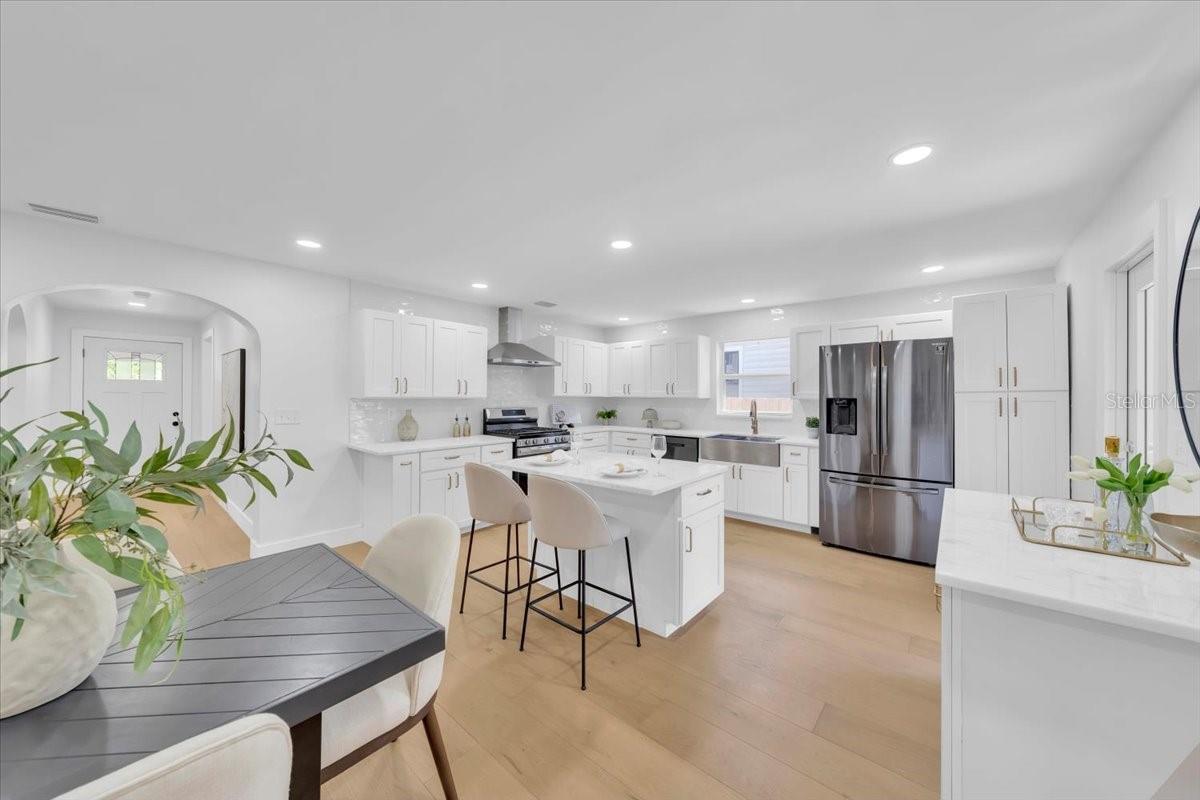 Image 7 of 65 For 1110 12th Street N