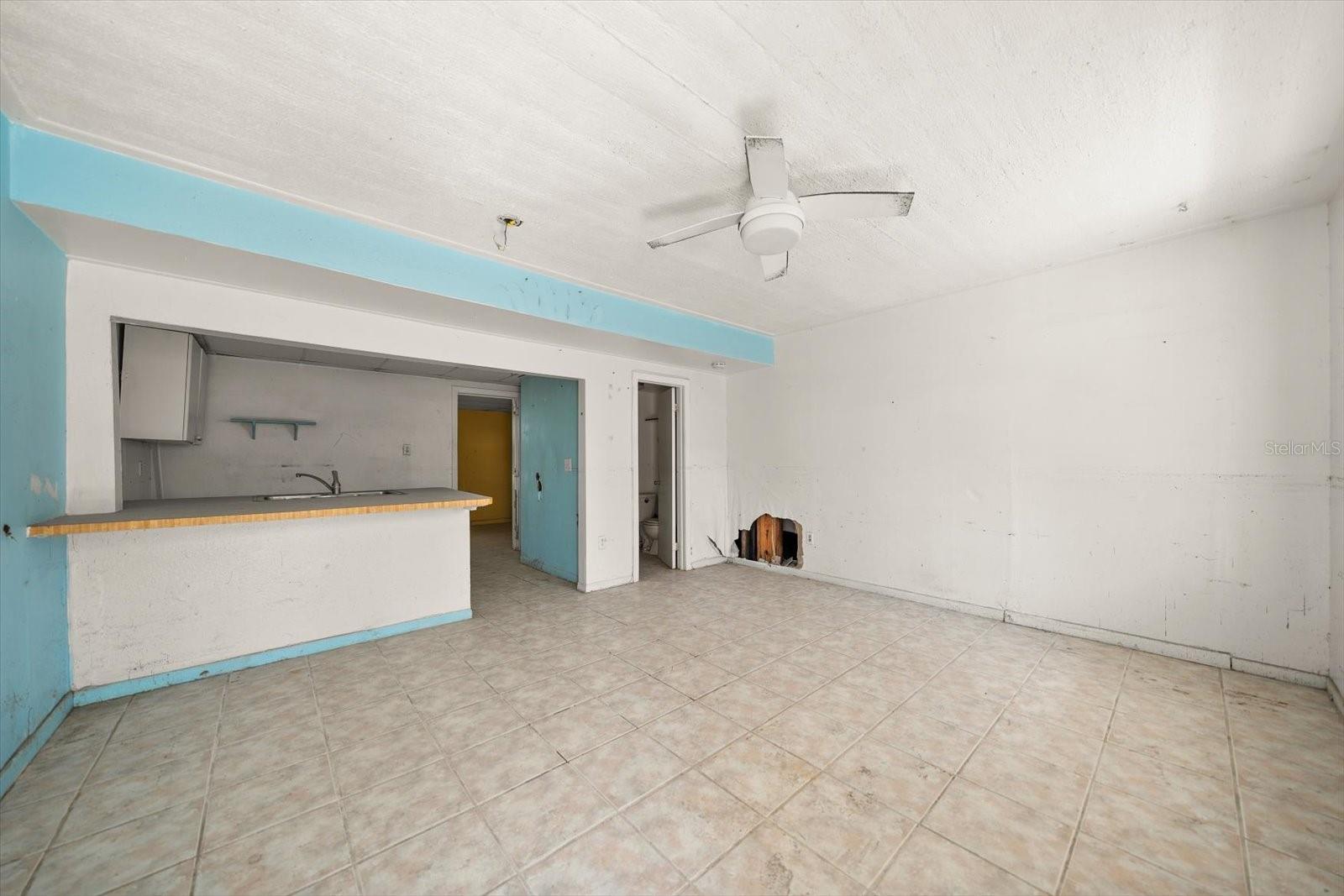 Listing photo id 39 for 40 77th Avenue