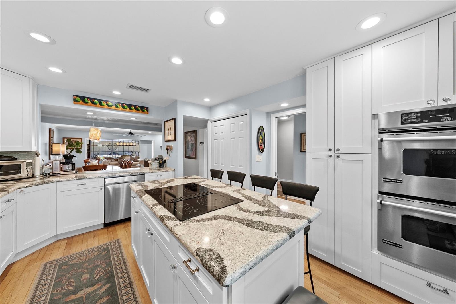 Image 18 of 68 For 5009 Elberon Street