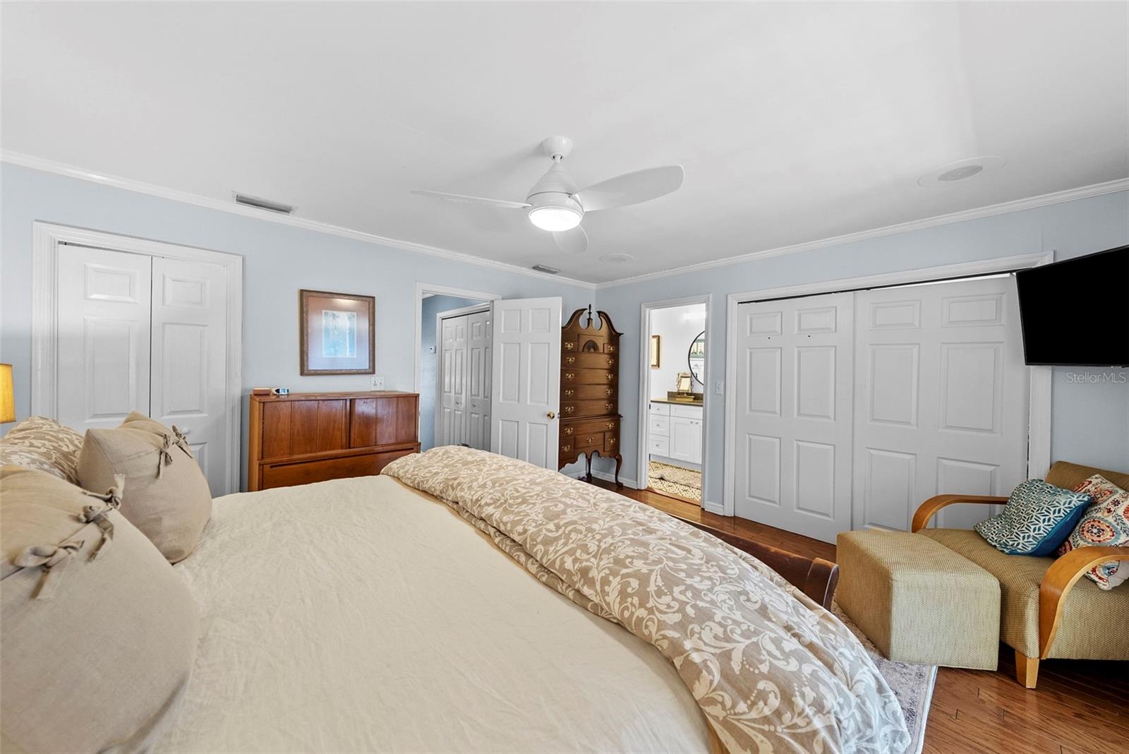 Image 26 of 68 For 5009 Elberon Street