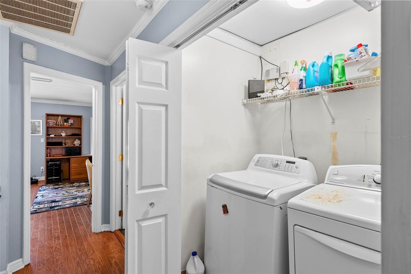 Image 40 of 68 For 5009 Elberon Street