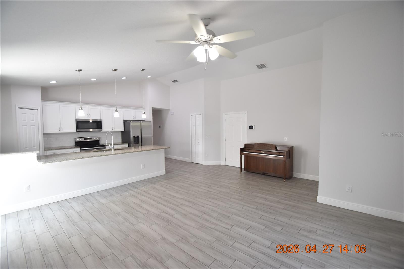 Image 4 of 31 For 9304 20th Street