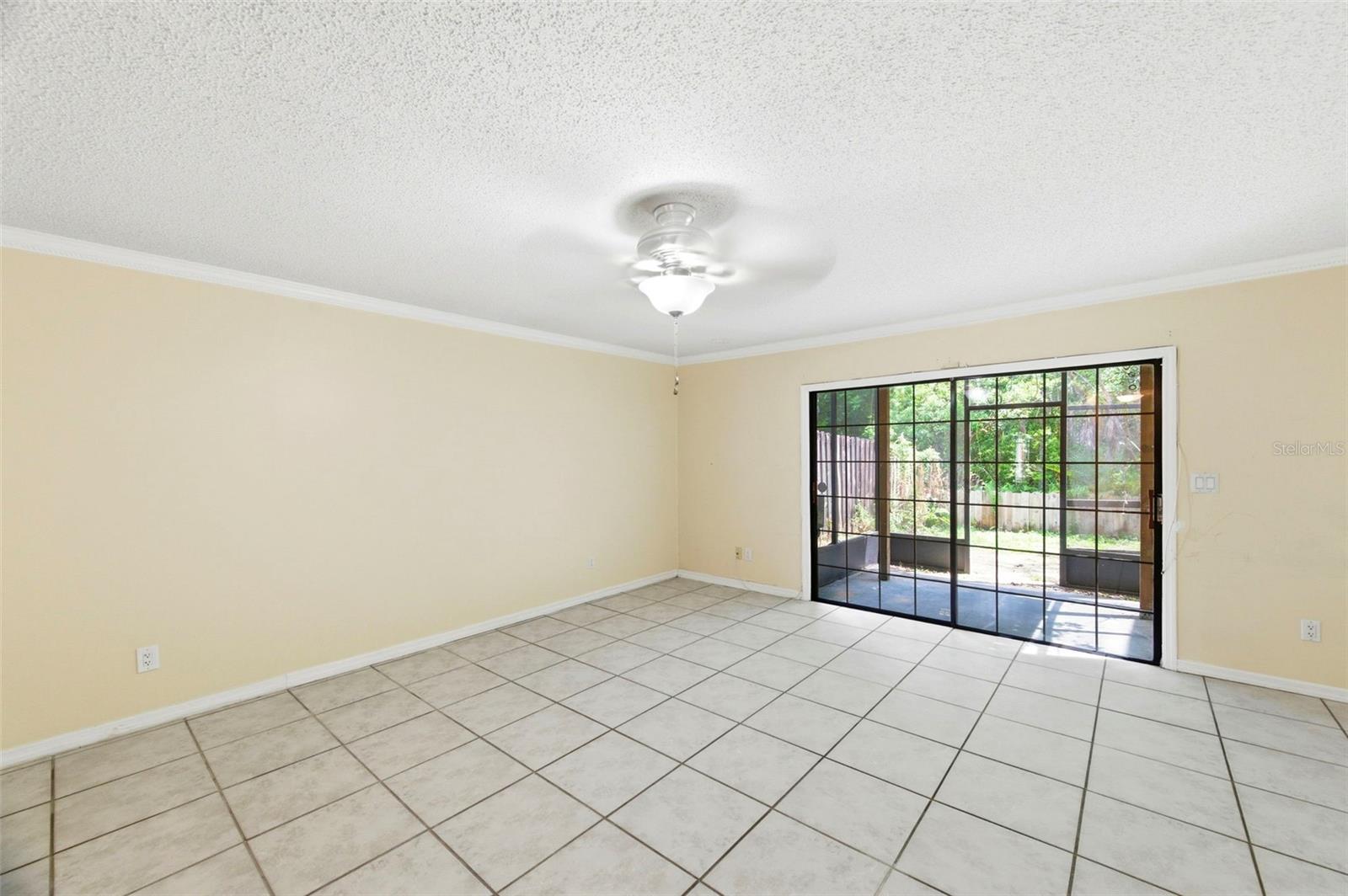 Image 15 of 42 For 4012 Huxford Court