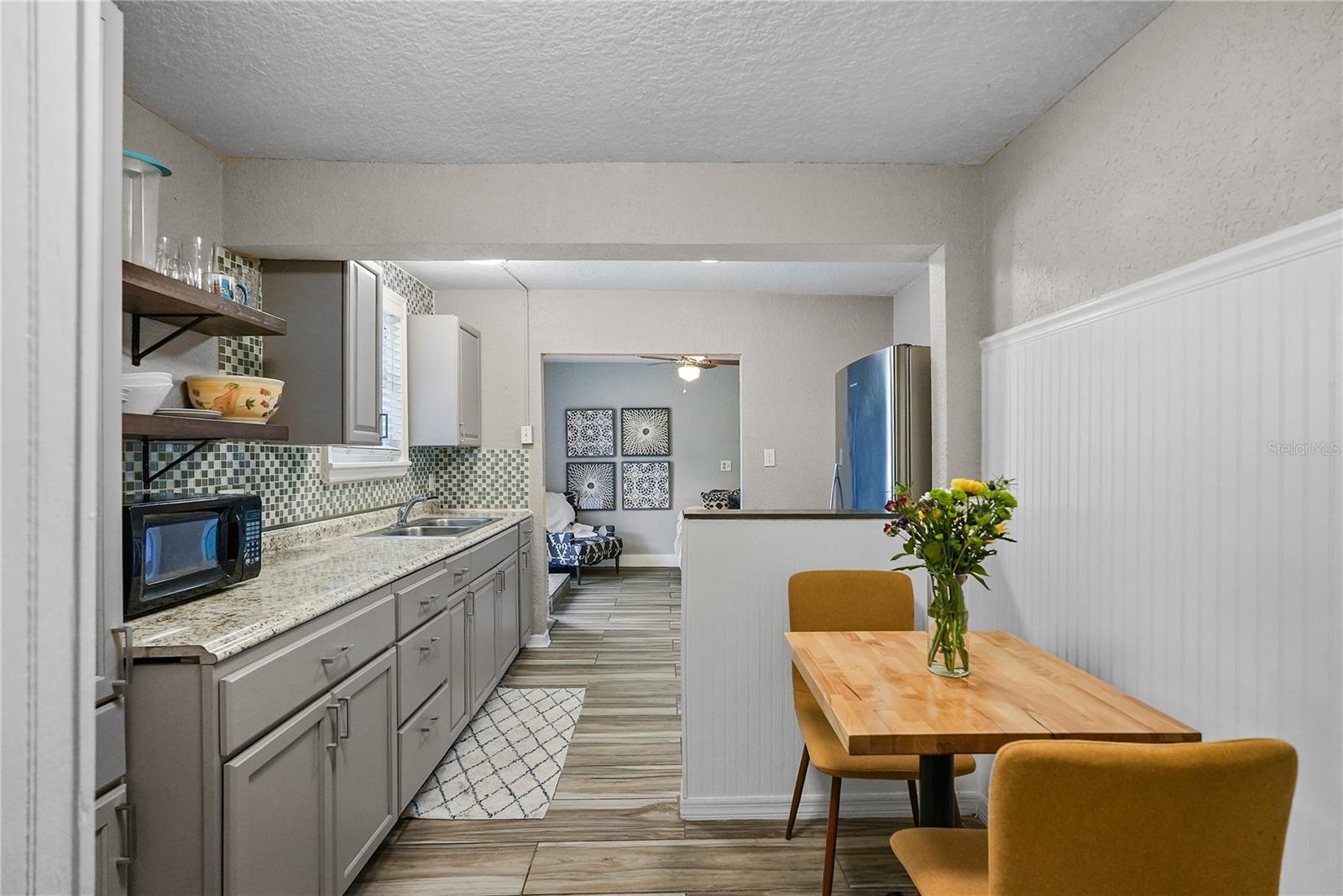 Image 38 of 44 For 3027 Burlington Avenue N