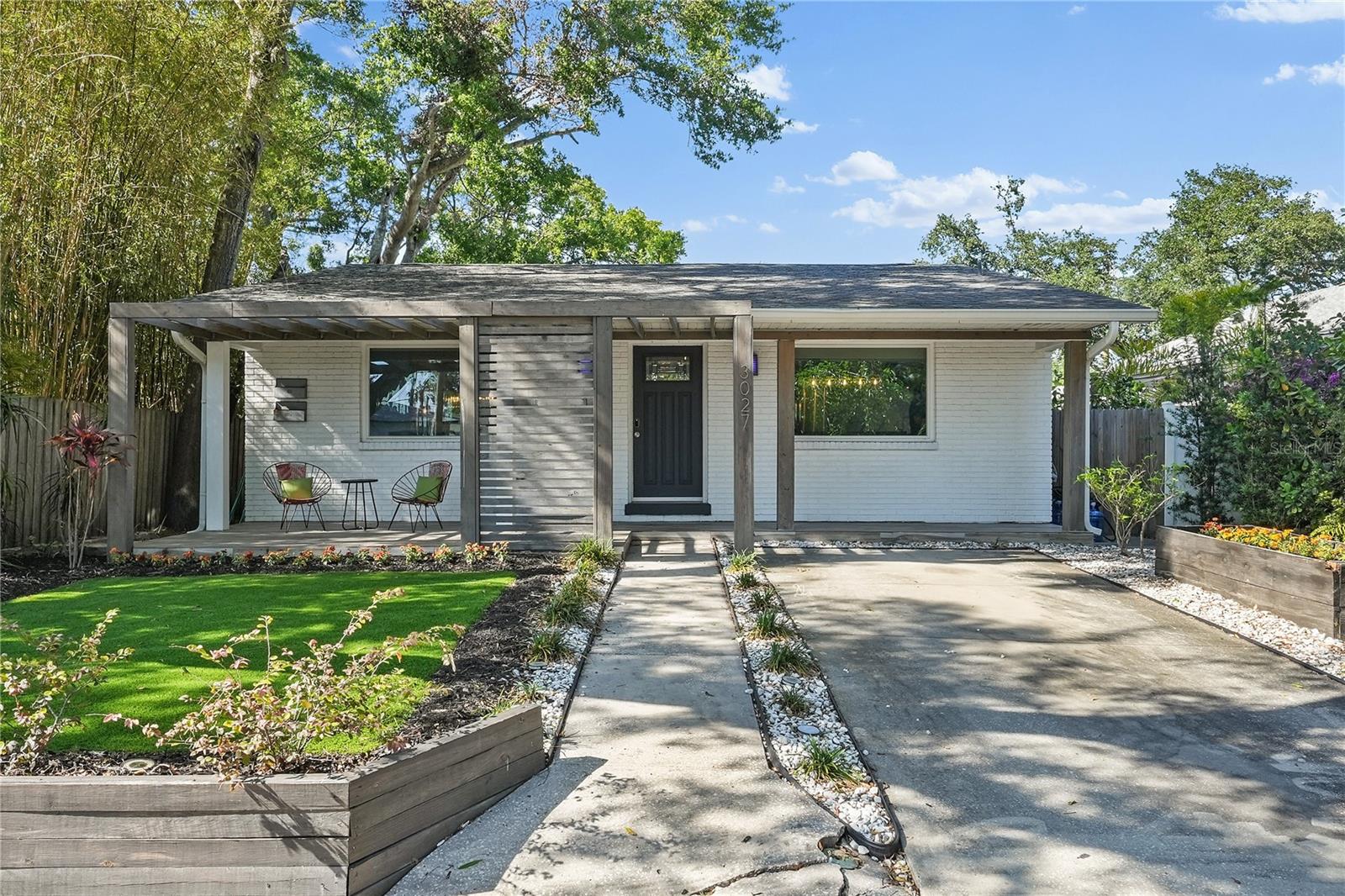 Image 5 of 44 For 3027 Burlington Avenue N