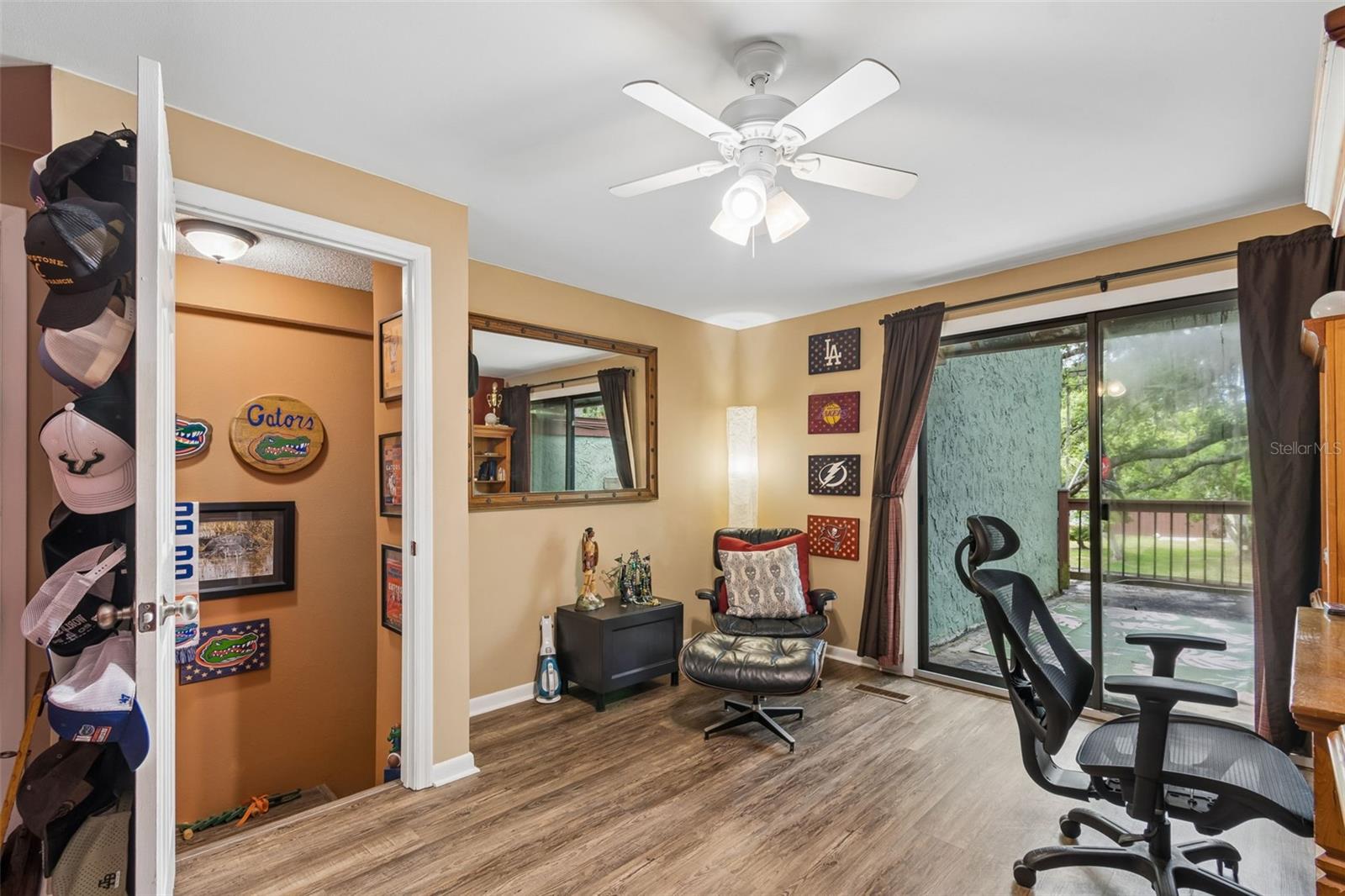 Image 39 of 73 For 2525 Victarra Circle