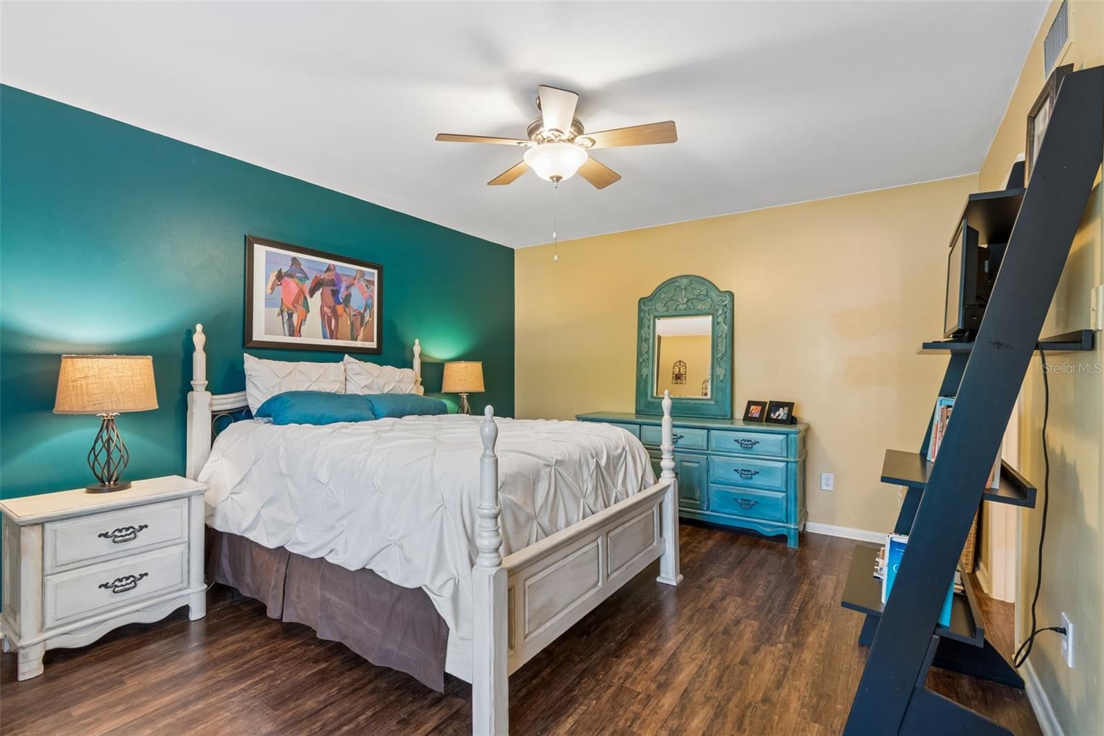 Image 4 of 73 For 2525 Victarra Circle