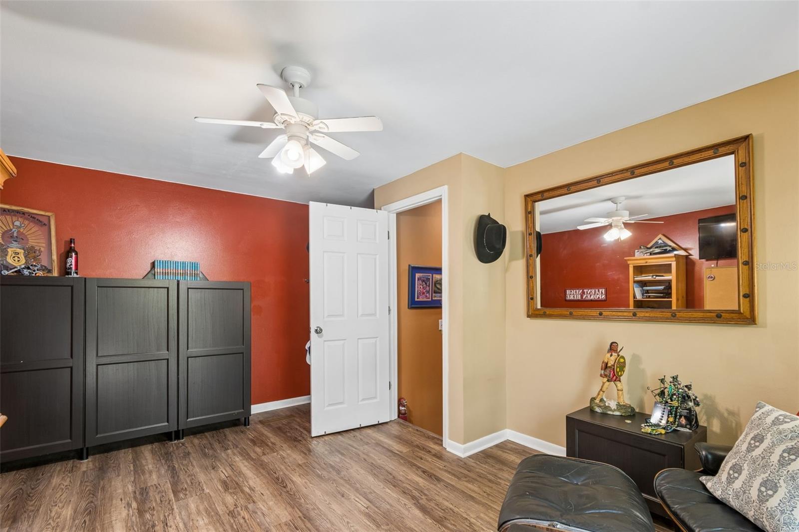 Image 40 of 73 For 2525 Victarra Circle