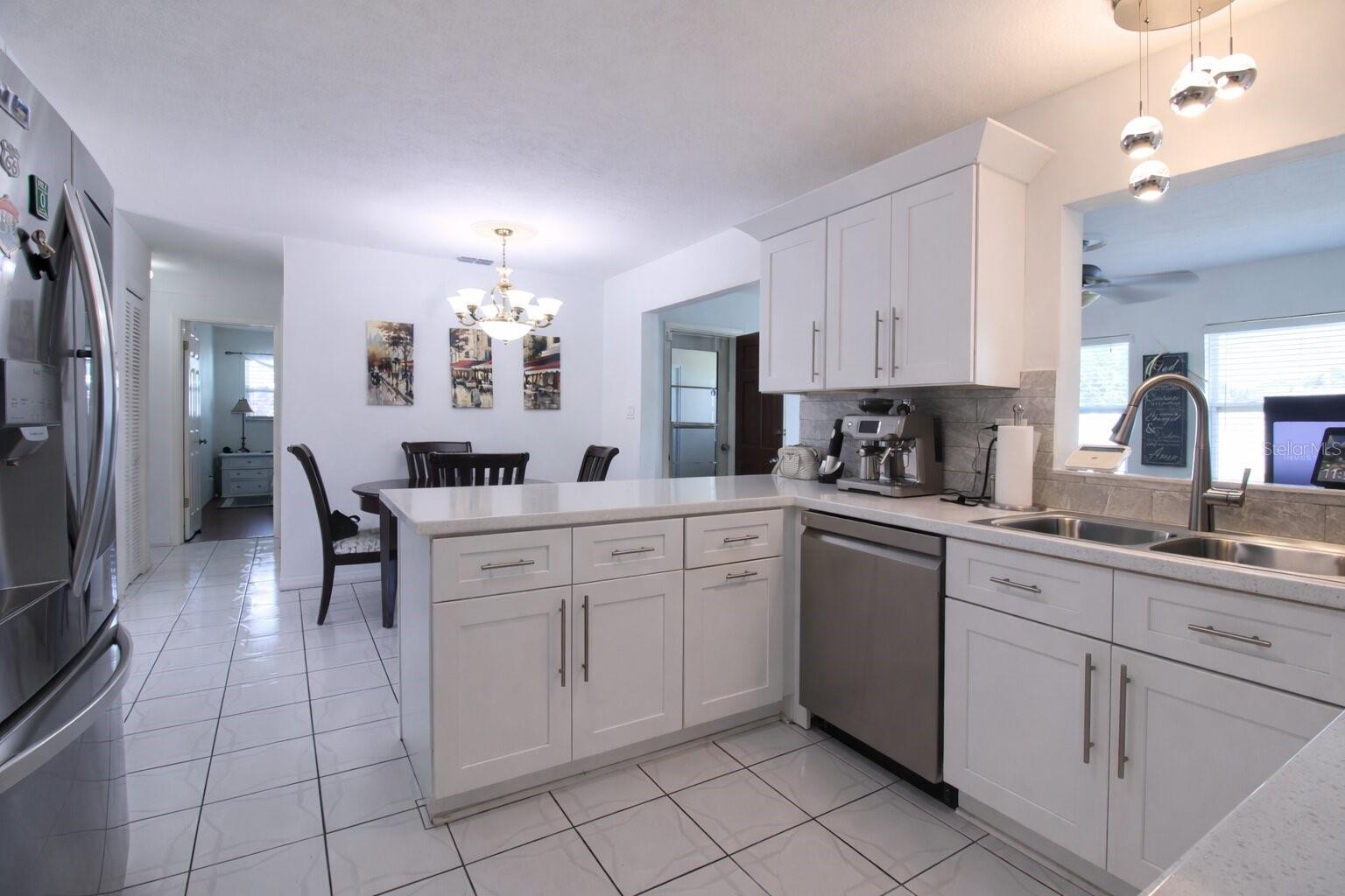 Image 11 of 27 For 4581 21st Avenue N