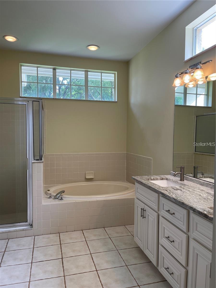 Image 11 of 17 For 4918 Willow Ridge Terrace