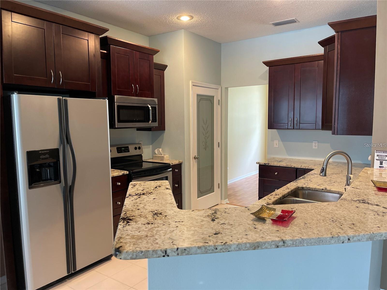 Image 6 of 17 For 4918 Willow Ridge Terrace