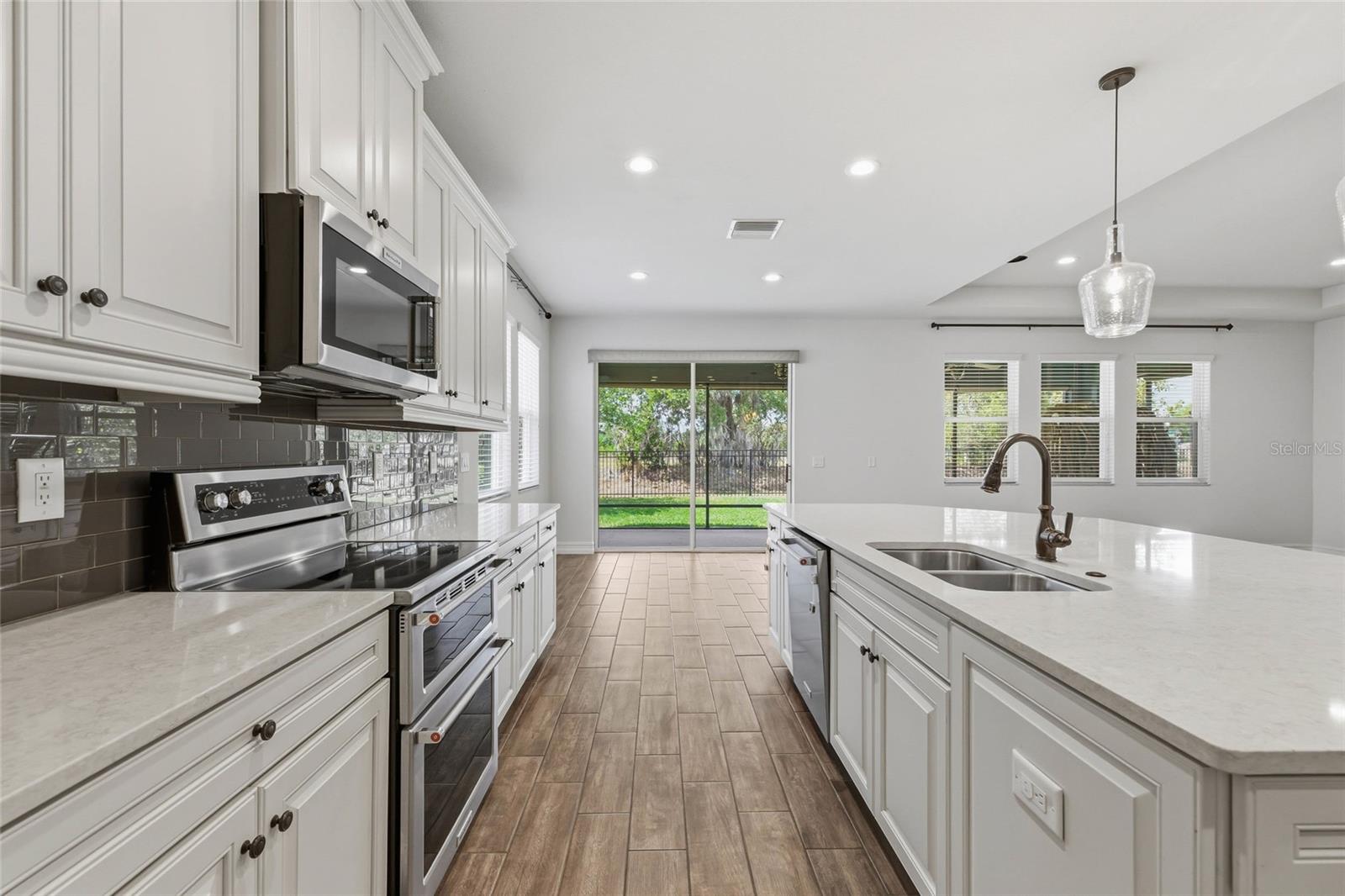 Image 10 of 47 For 33140 Azalea Ridge Drive