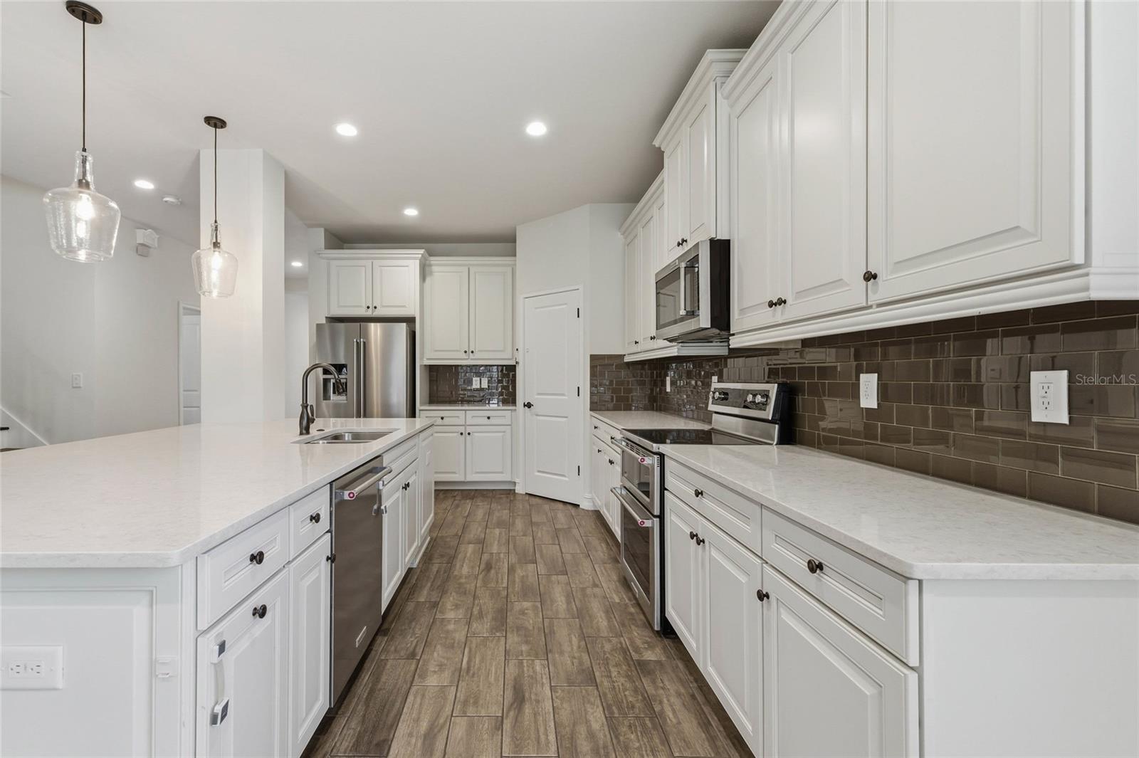 Image 11 of 47 For 33140 Azalea Ridge Drive