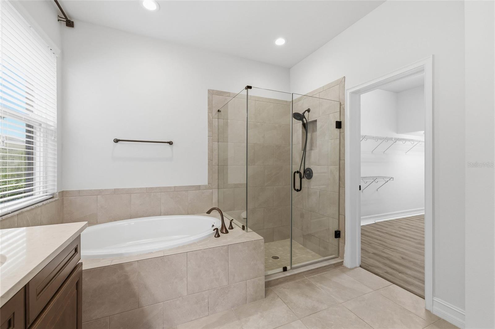 Image 18 of 47 For 33140 Azalea Ridge Drive
