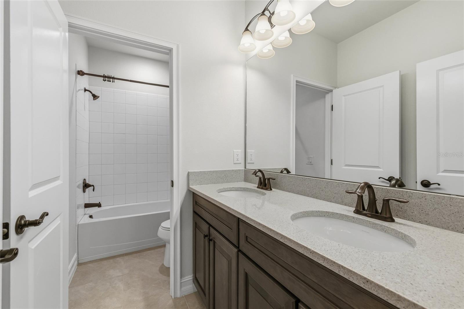 Image 31 of 47 For 33140 Azalea Ridge Drive
