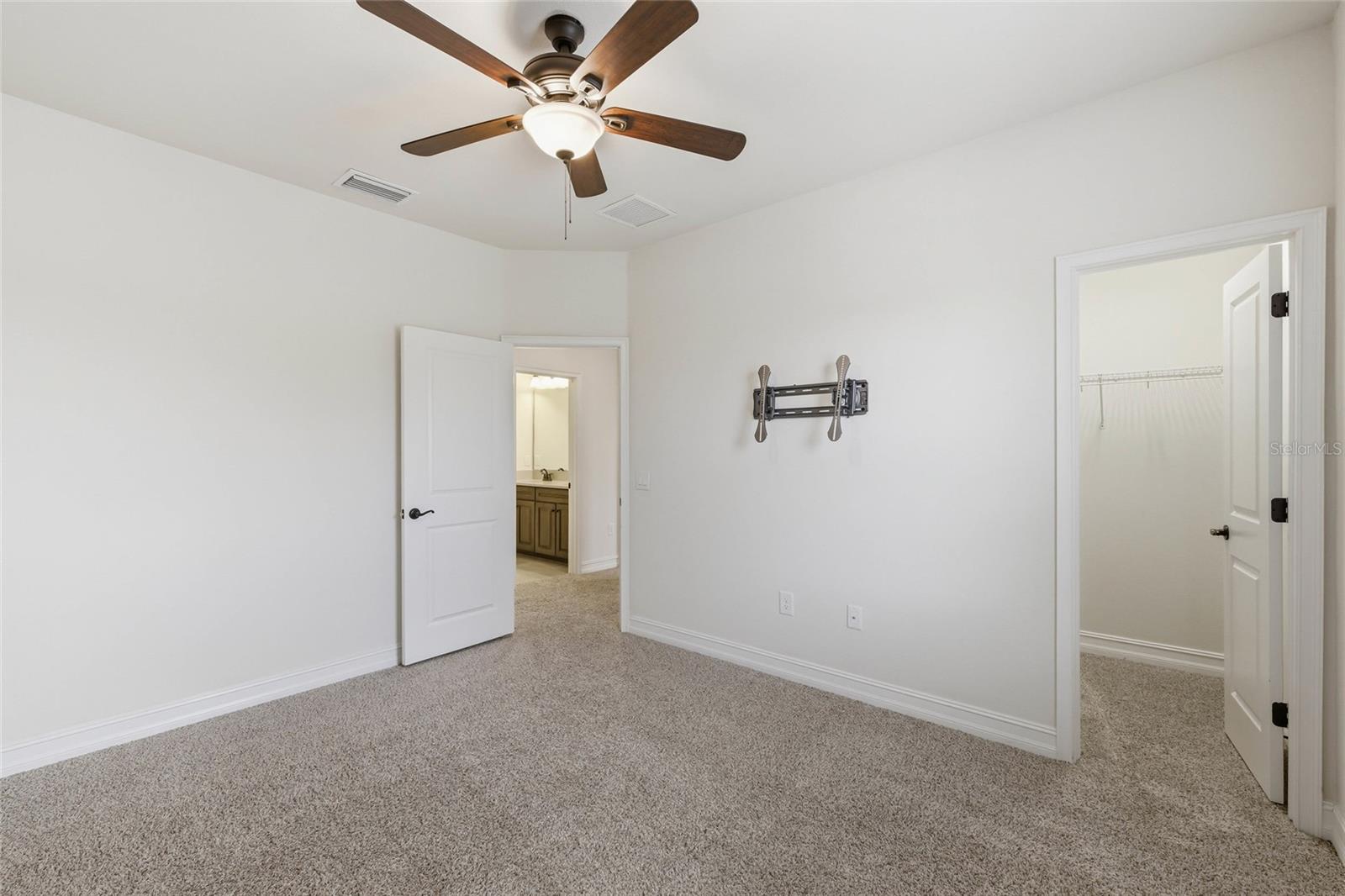 Image 32 of 47 For 33140 Azalea Ridge Drive