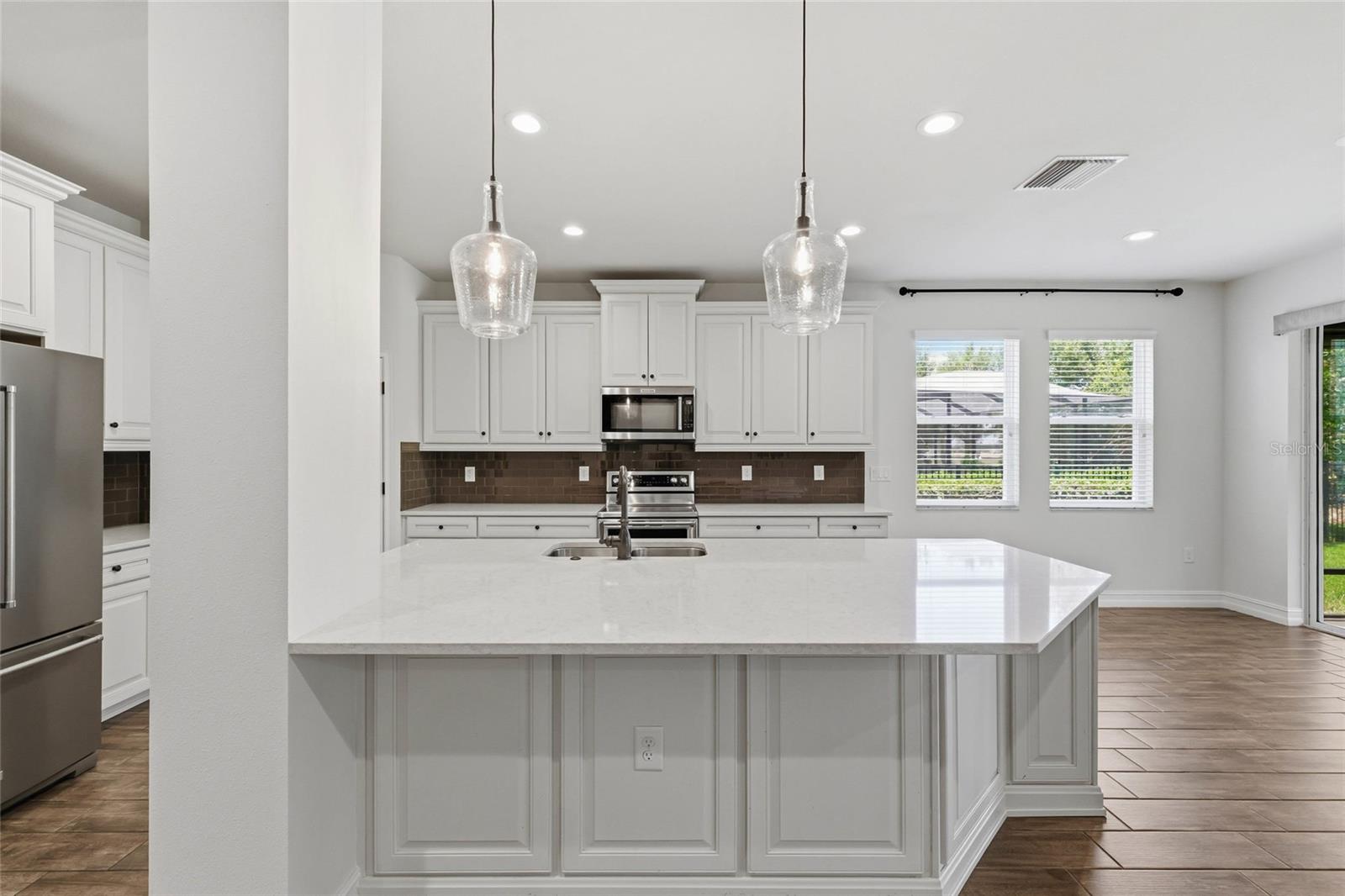 Image 9 of 47 For 33140 Azalea Ridge Drive