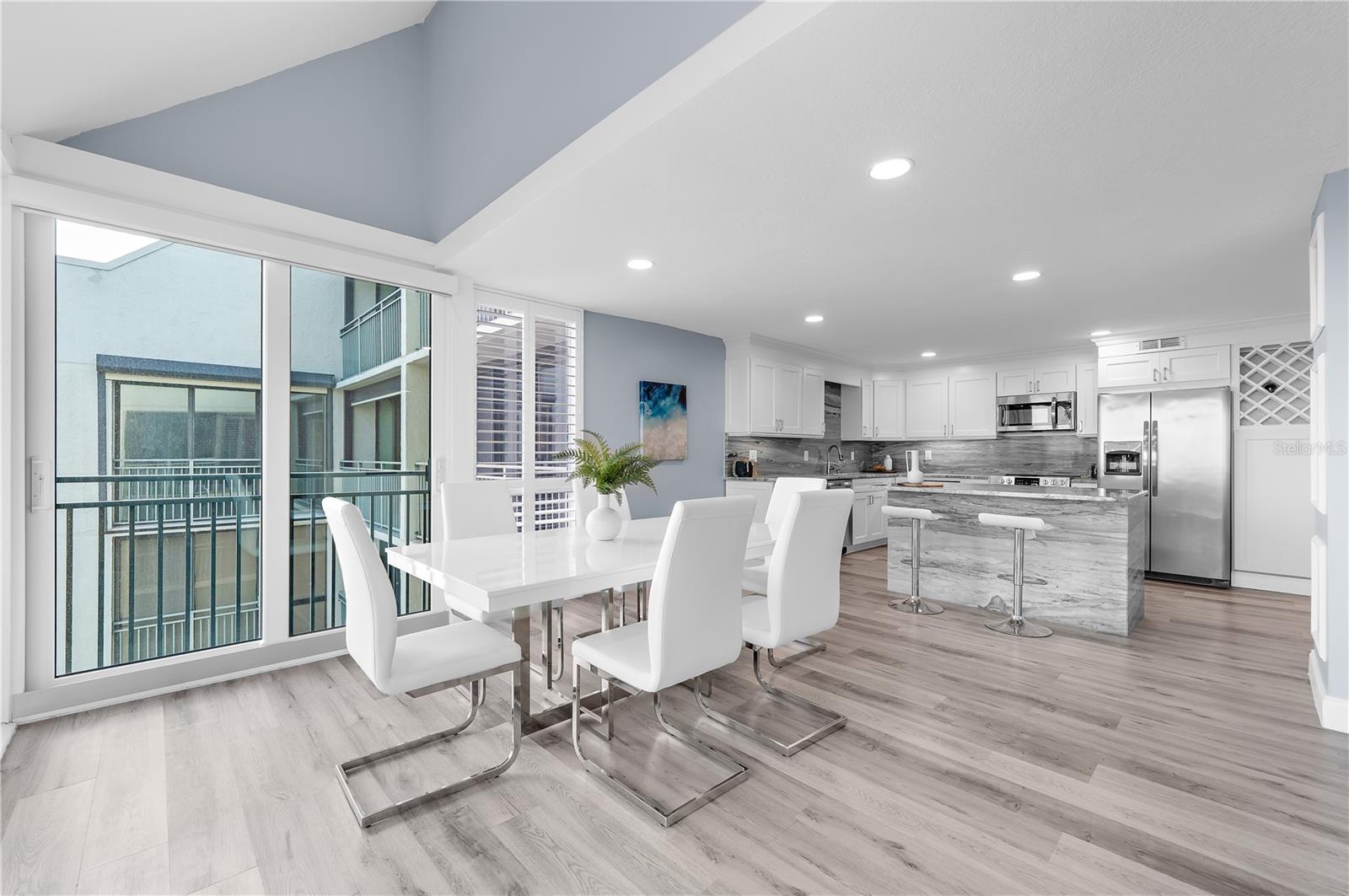 Image 14 of 85 For 1380 Gulf Boulevard Ph 5